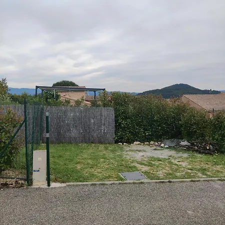 Gite L'Epinette Saint-Saturnin-lès-Apt Exterior photo